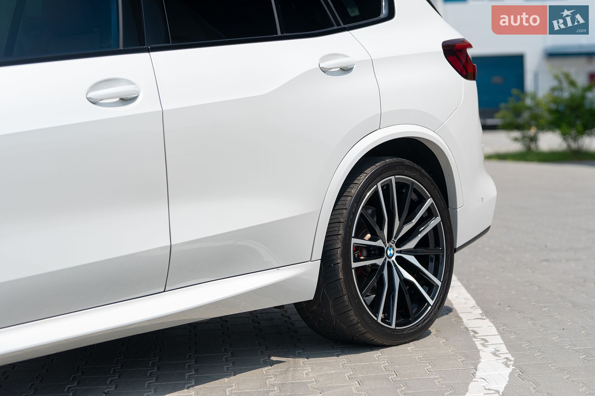 BMW X5 2023 VIN 5UXCR4C07P9R91840 фото оголошення 13 з 90