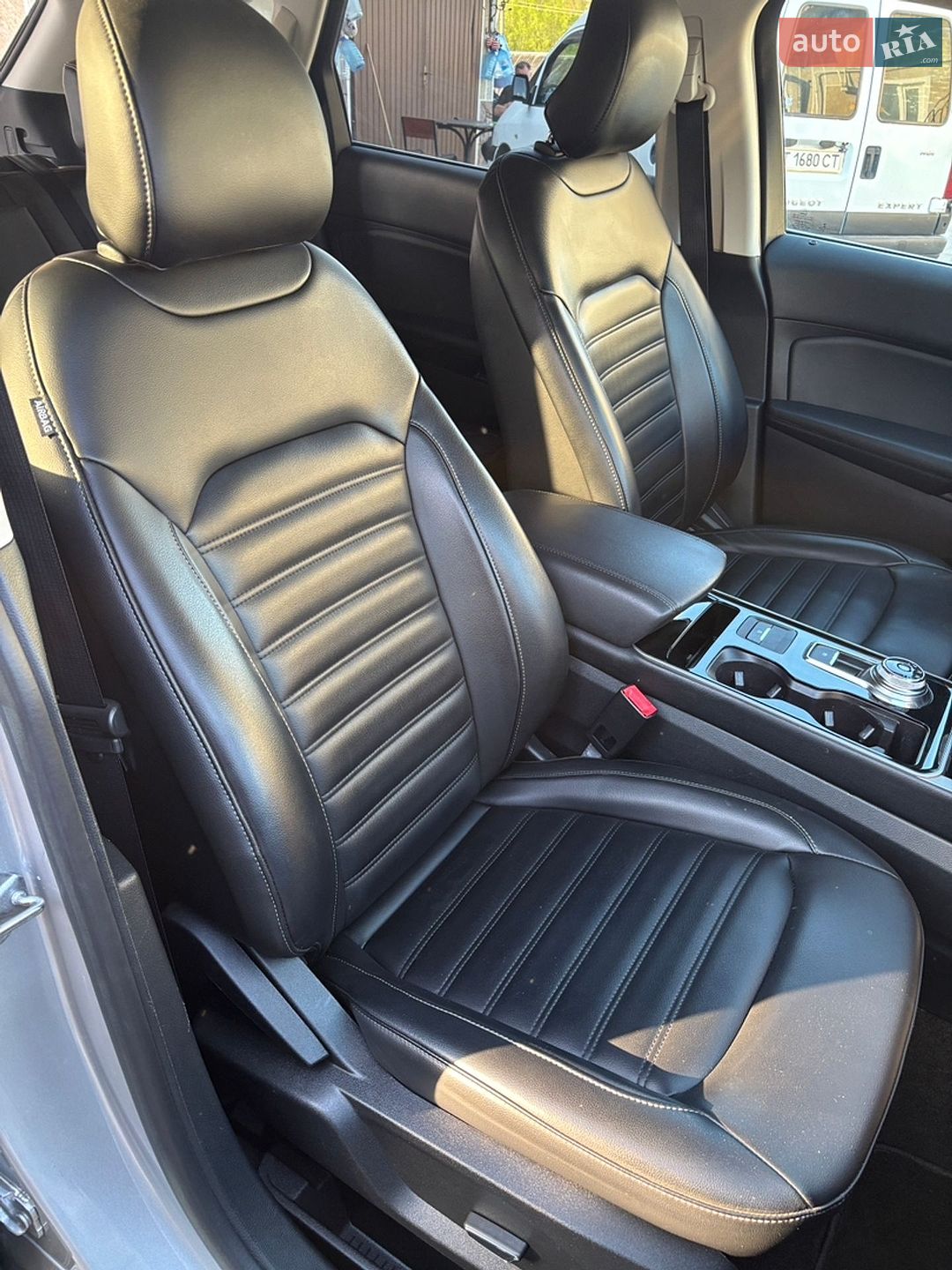 Ford Edge 2018 VIN 2FMPK3J95KBB19182 фото оголошення 19 з 39