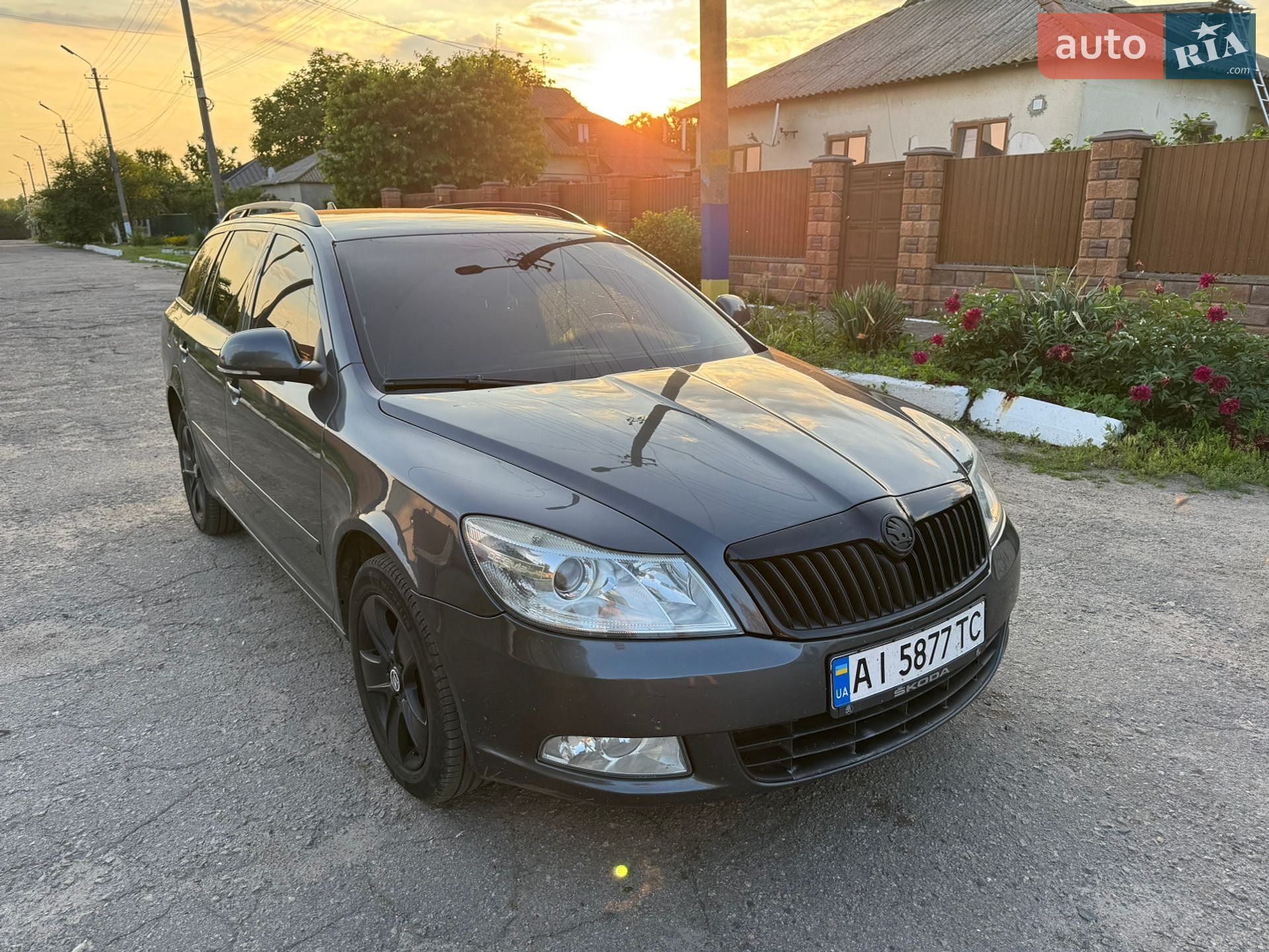 Skoda Octavia 2009 VIN TMBGJ61Z198012510 фото оголошення 2 з 9
