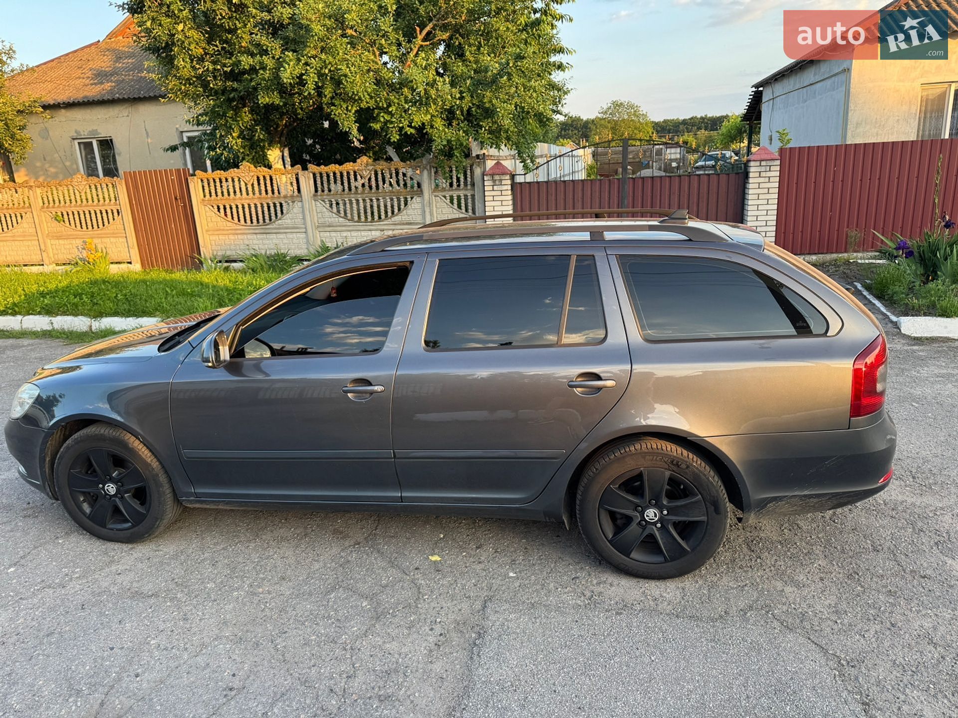 Skoda Octavia 2009 VIN TMBGJ61Z198012510 фото оголошення 3 з 9