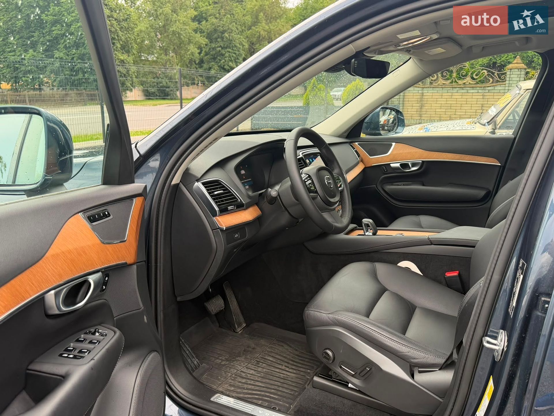 Volvo XC90 2023 VIN YV4062PE3R1190974 фото оголошення 8 з 14