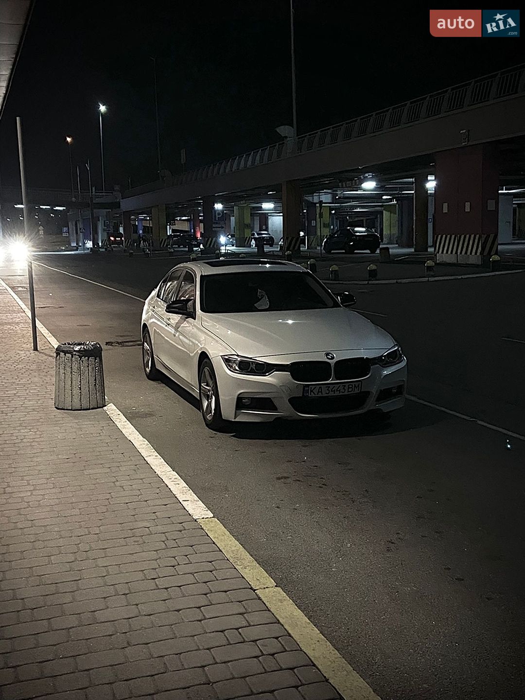 BMW 3 Series 2014 VIN WBA3C3G57FNS73355 фото оголошення 2 з 18