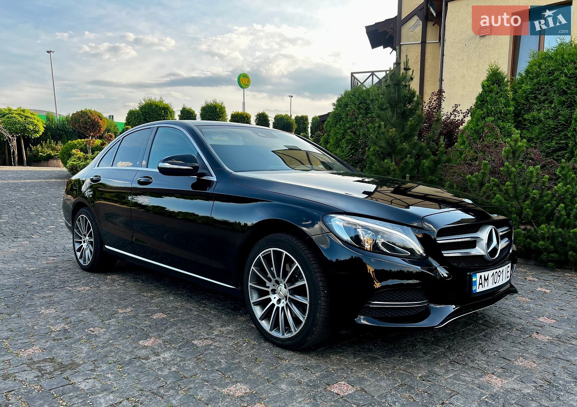 Mercedes-Benz C-Class 2014 VIN WDD2050041F049518 фото оголошення 3 з 39