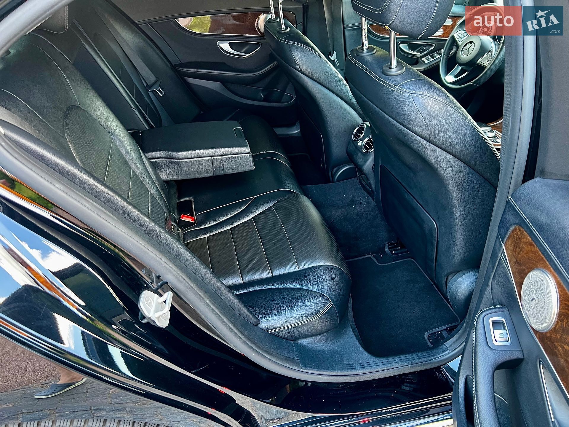 Mercedes-Benz C-Class 2014 VIN WDD2050041F049518 фото оголошення 18 з 39