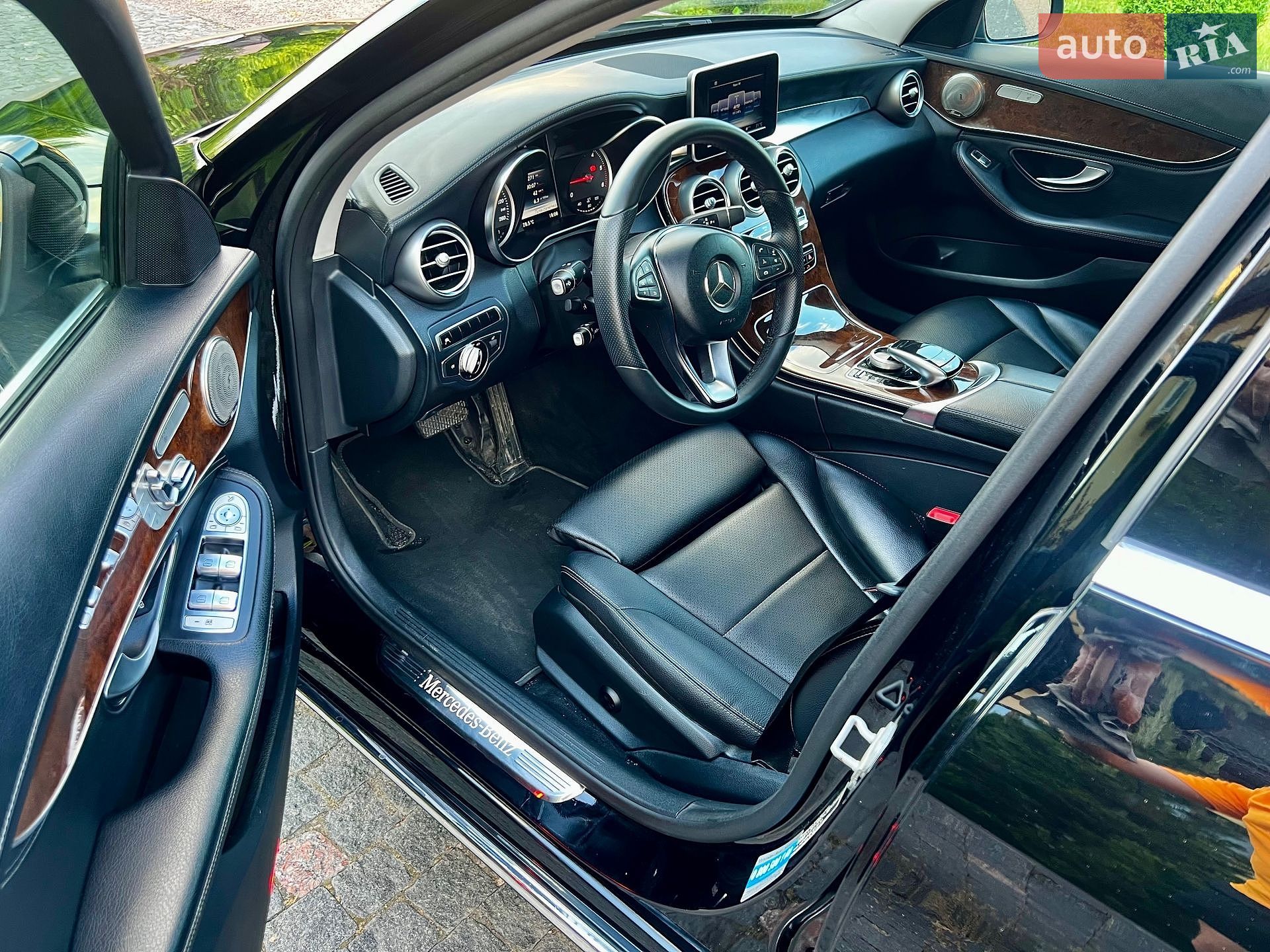 Mercedes-Benz C-Class 2014 VIN WDD2050041F049518 фото оголошення 23 з 39