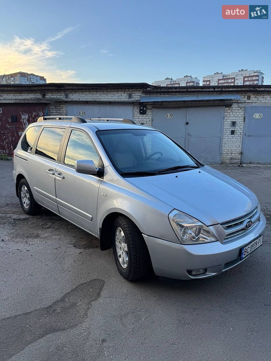KIA Carnival 2008 VIN Y6LMB75228L000500 фото оголошення 2 з 29