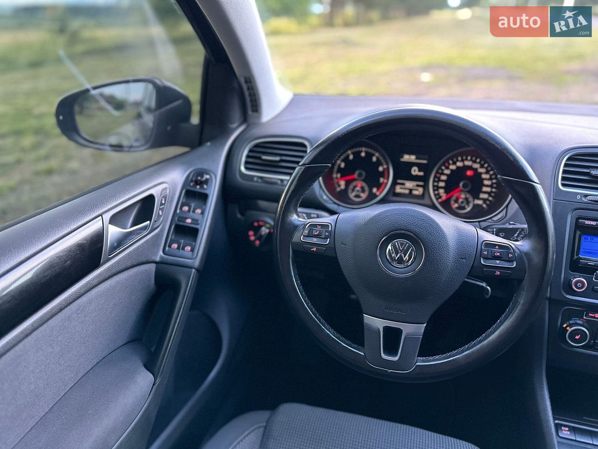 Volkswagen Golf 2010 VIN WVWZZZ1KZAP084603 фото оголошення 33 з 50
