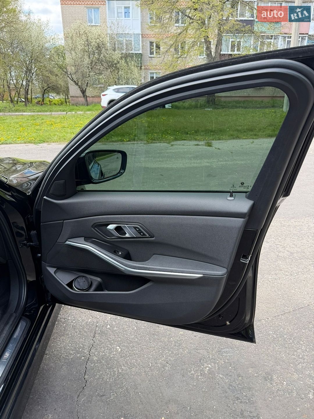 BMW 3 Series 2020 VIN 3MW5R1J07L8B36035 фото оголошення 26 з 37