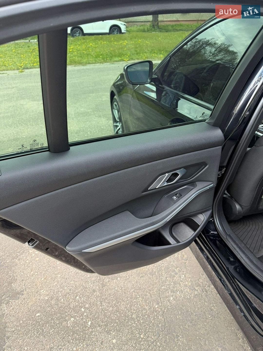 BMW 3 Series 2020 VIN 3MW5R1J07L8B36035 фото оголошення 27 з 37