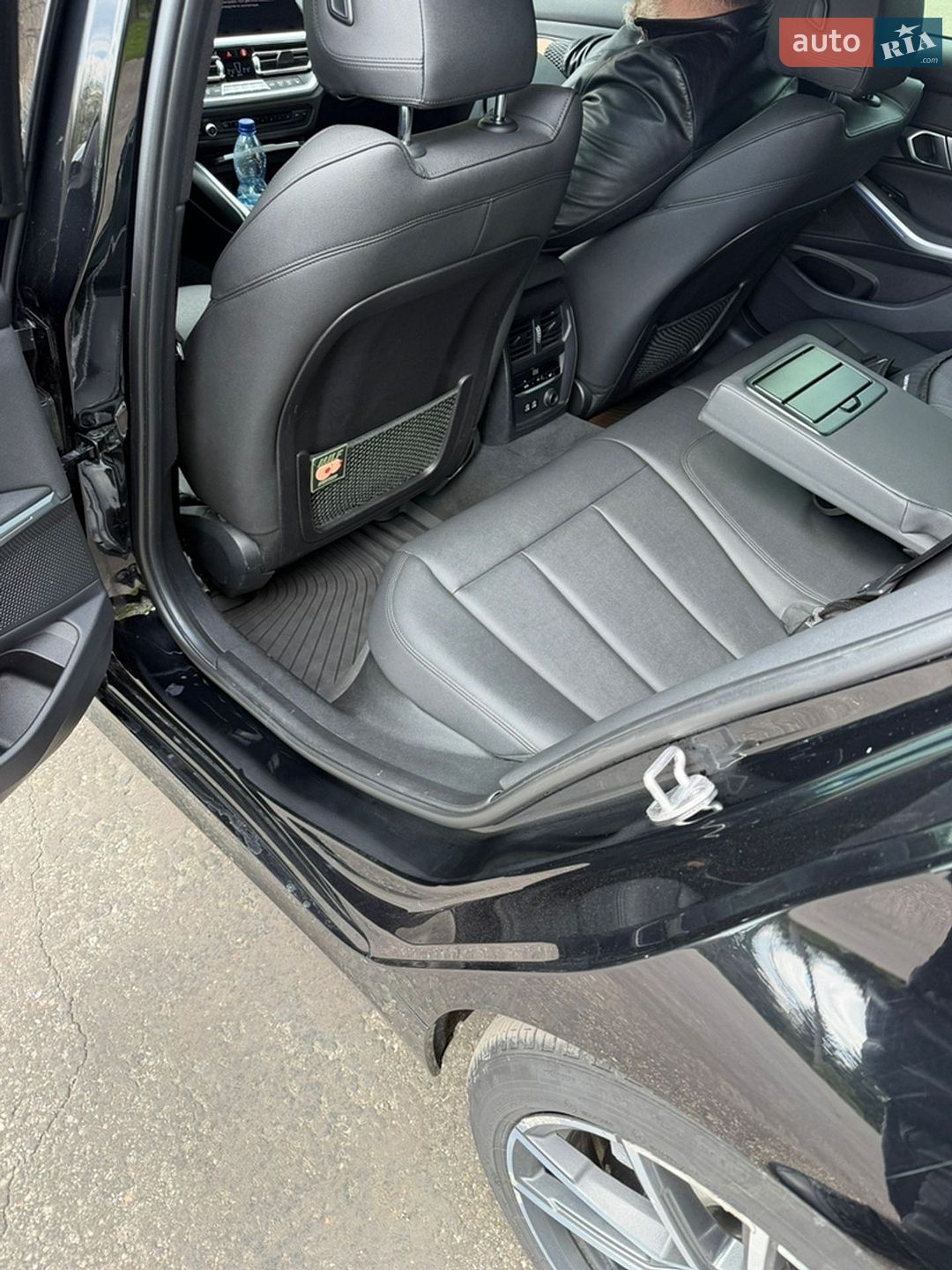 BMW 3 Series 2020 VIN 3MW5R1J07L8B36035 фото оголошення 32 з 37