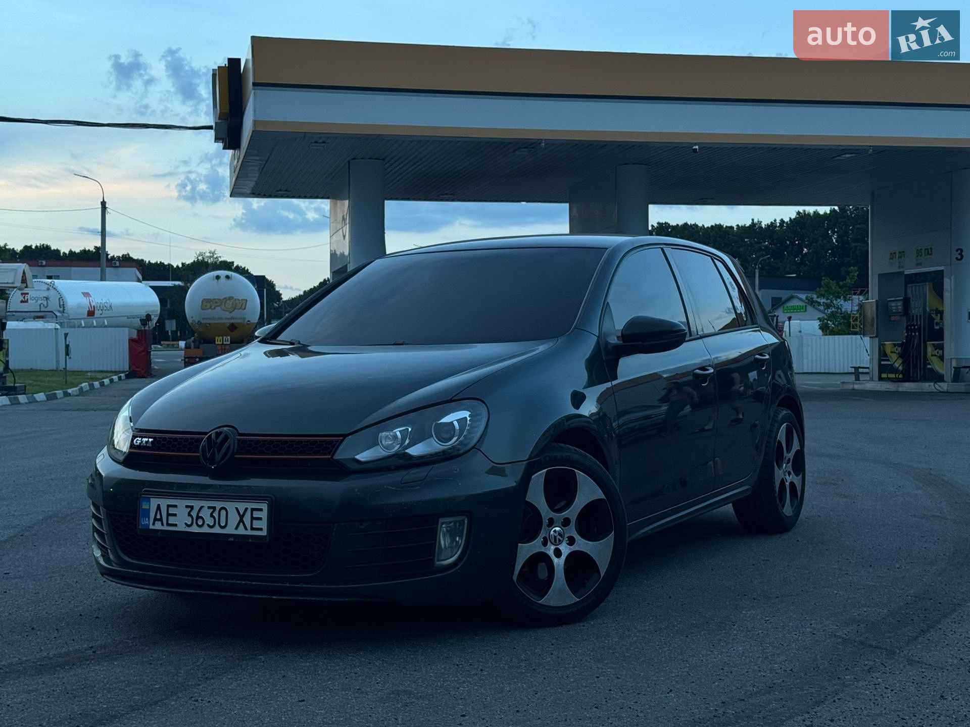 Volkswagen Golf GTI 2011 VIN WVWZZZ1KZBW169682 фото оголошення 2 з 36