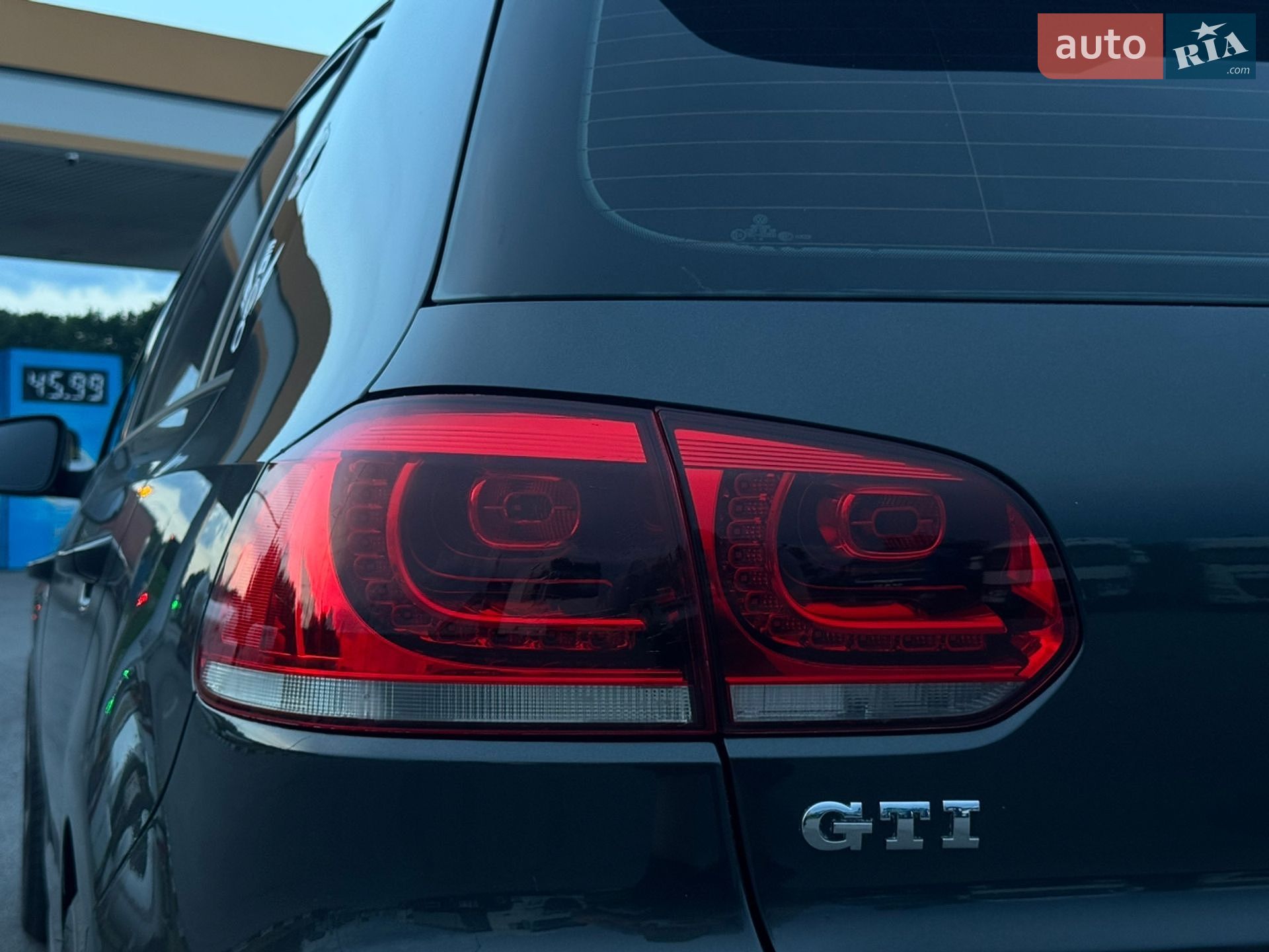 Volkswagen Golf GTI 2011 VIN WVWZZZ1KZBW169682 фото оголошення 10 з 36