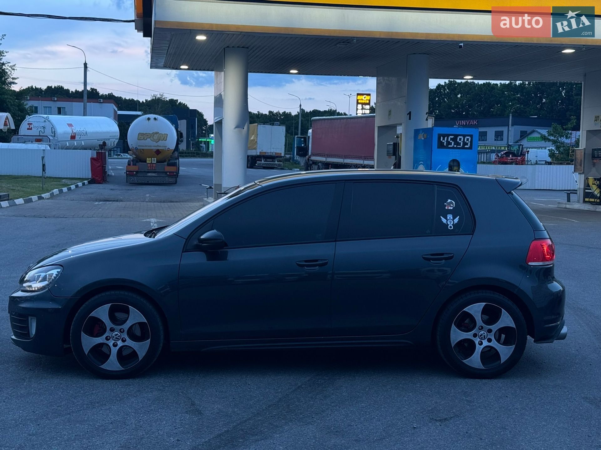 Volkswagen Golf GTI 2011 VIN WVWZZZ1KZBW169682 фото оголошення 8 з 36