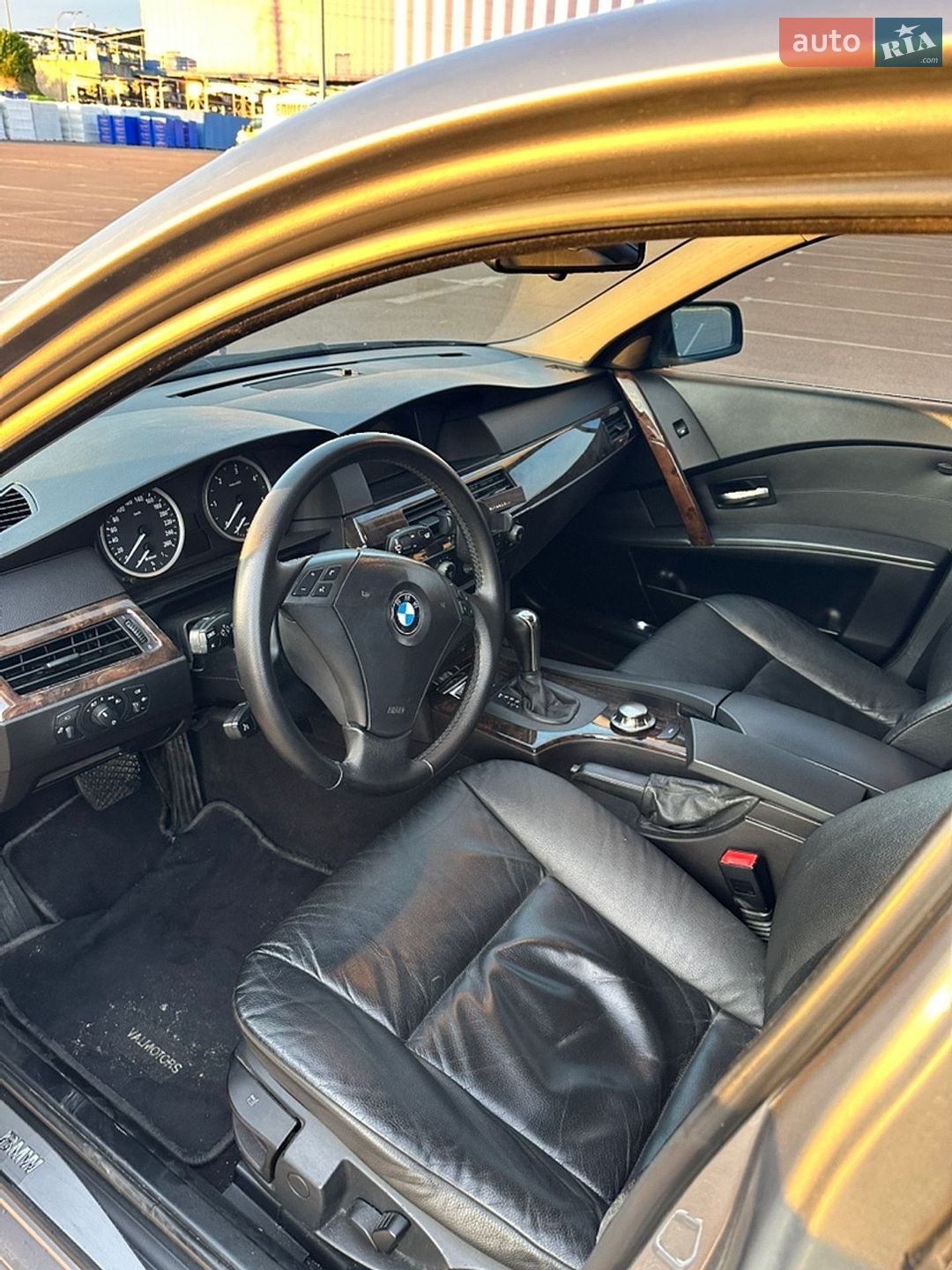 BMW 5 Series 2005 VIN WBADL81060GX55521 фото оголошення 8 з 17