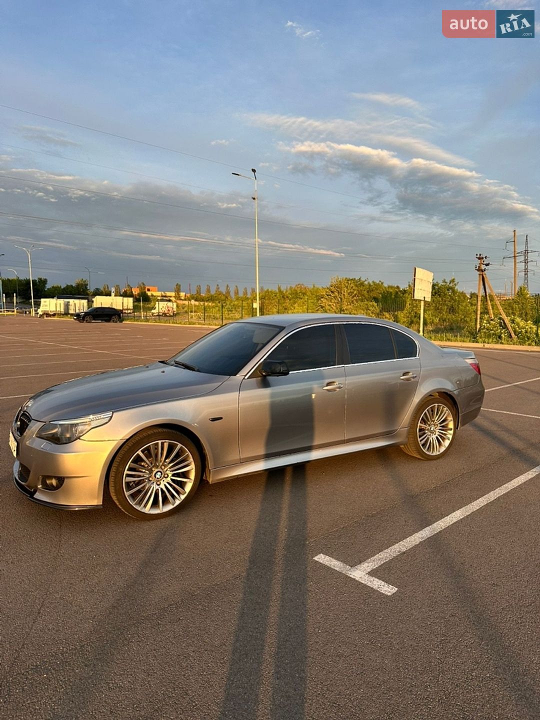 BMW 5 Series 2005 VIN WBADL81060GX55521 фото оголошення 2 з 17
