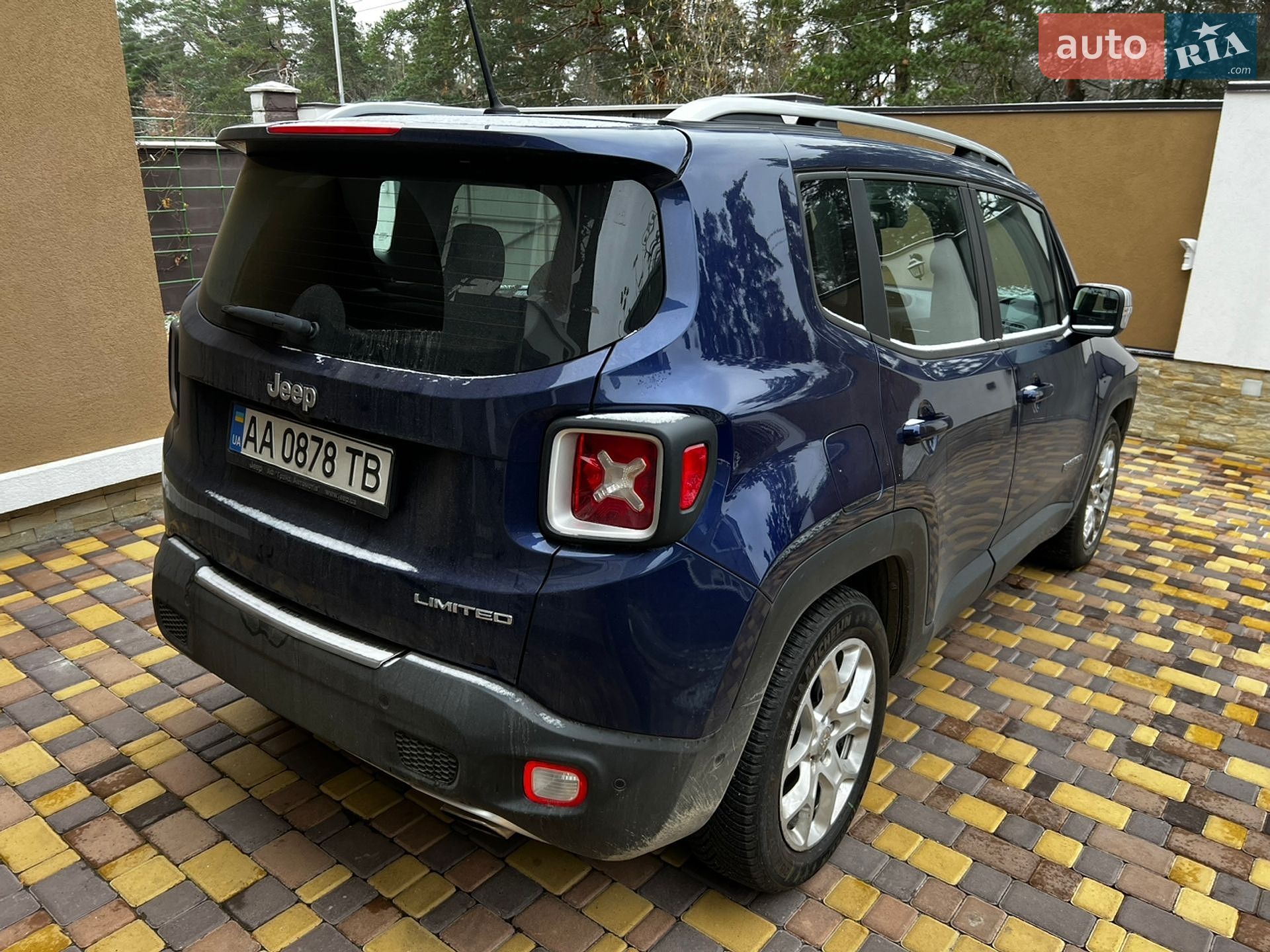 Jeep Renegade 2016 VIN 1C4BU0000HPE93666 фото оголошення 5 з 12