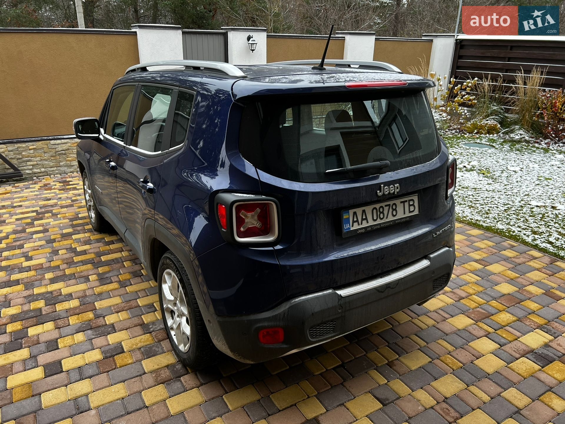 Jeep Renegade 2016 VIN 1C4BU0000HPE93666 фото оголошення 6 з 12