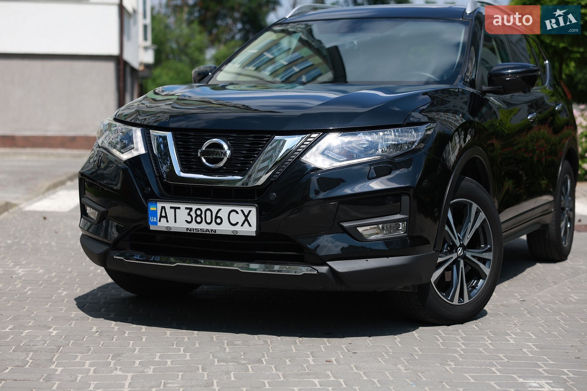 Nissan X-Trail 2019 VIN JN1TANT32U0100569 фото оголошення 2 з 38