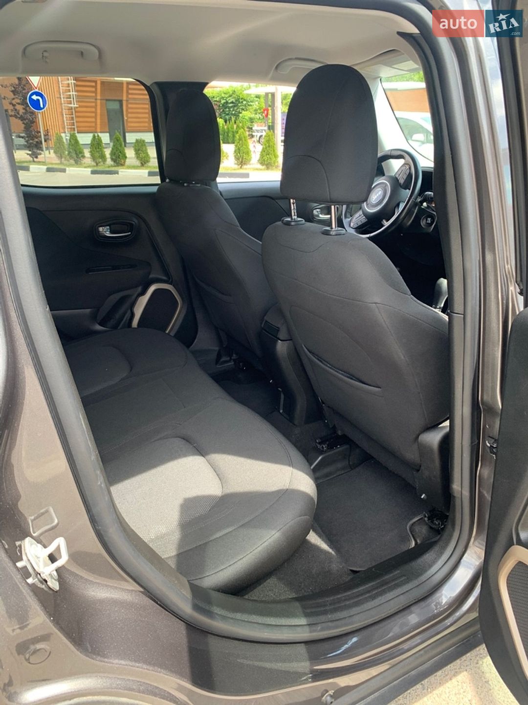 Jeep Renegade 2017 VIN ZACCJBBB8HPG59597 фото оголошення 45 з 58