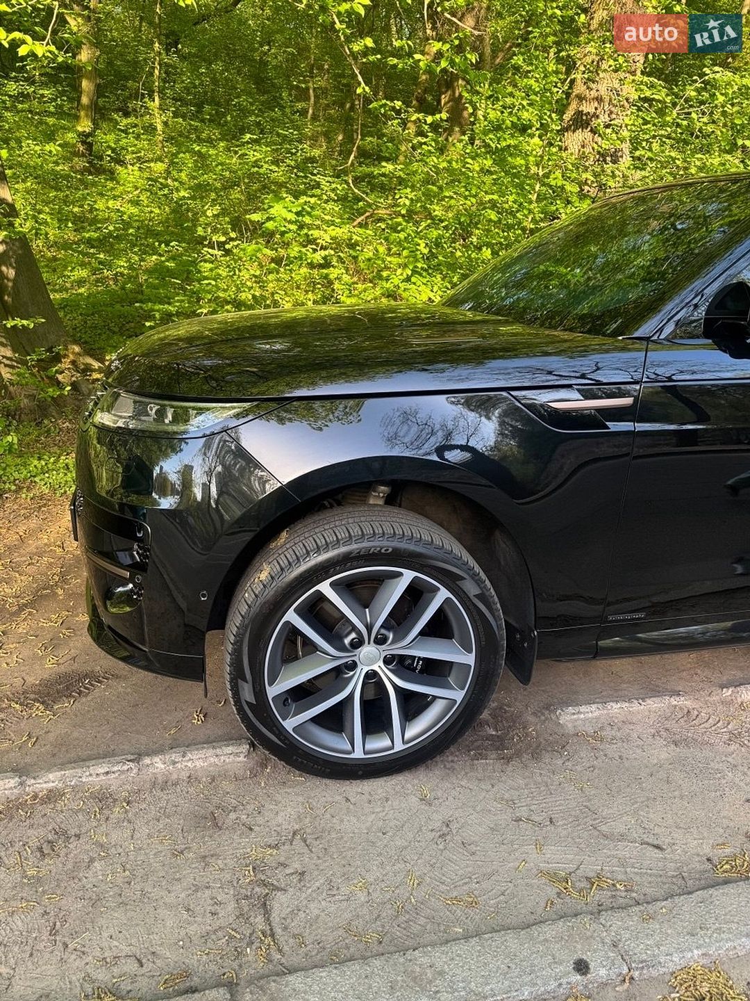 Land Rover Range Rover Sport 2024 VIN SAL1A2BW2RA181715 фото оголошення 2 з 8