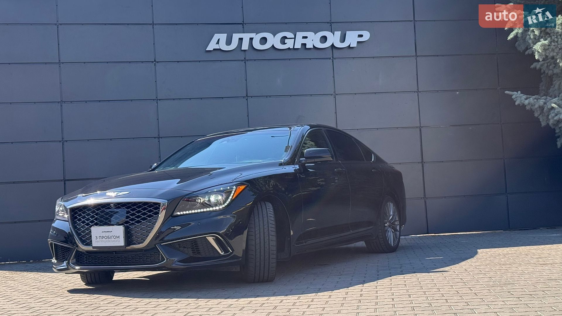 Genesis G80 2017 VIN KMHGN4JB4JU249544 фото оголошення 2 з 36