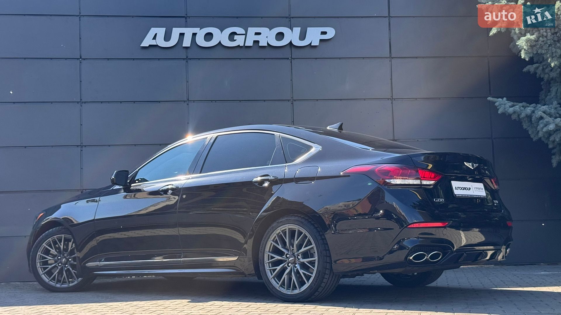 Genesis G80 2017 VIN KMHGN4JB4JU249544 фото оголошення 6 з 36