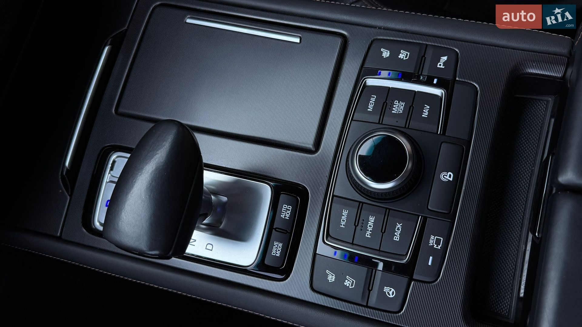 Genesis G80 2017 VIN KMHGN4JB4JU249544 фото оголошення 28 з 36