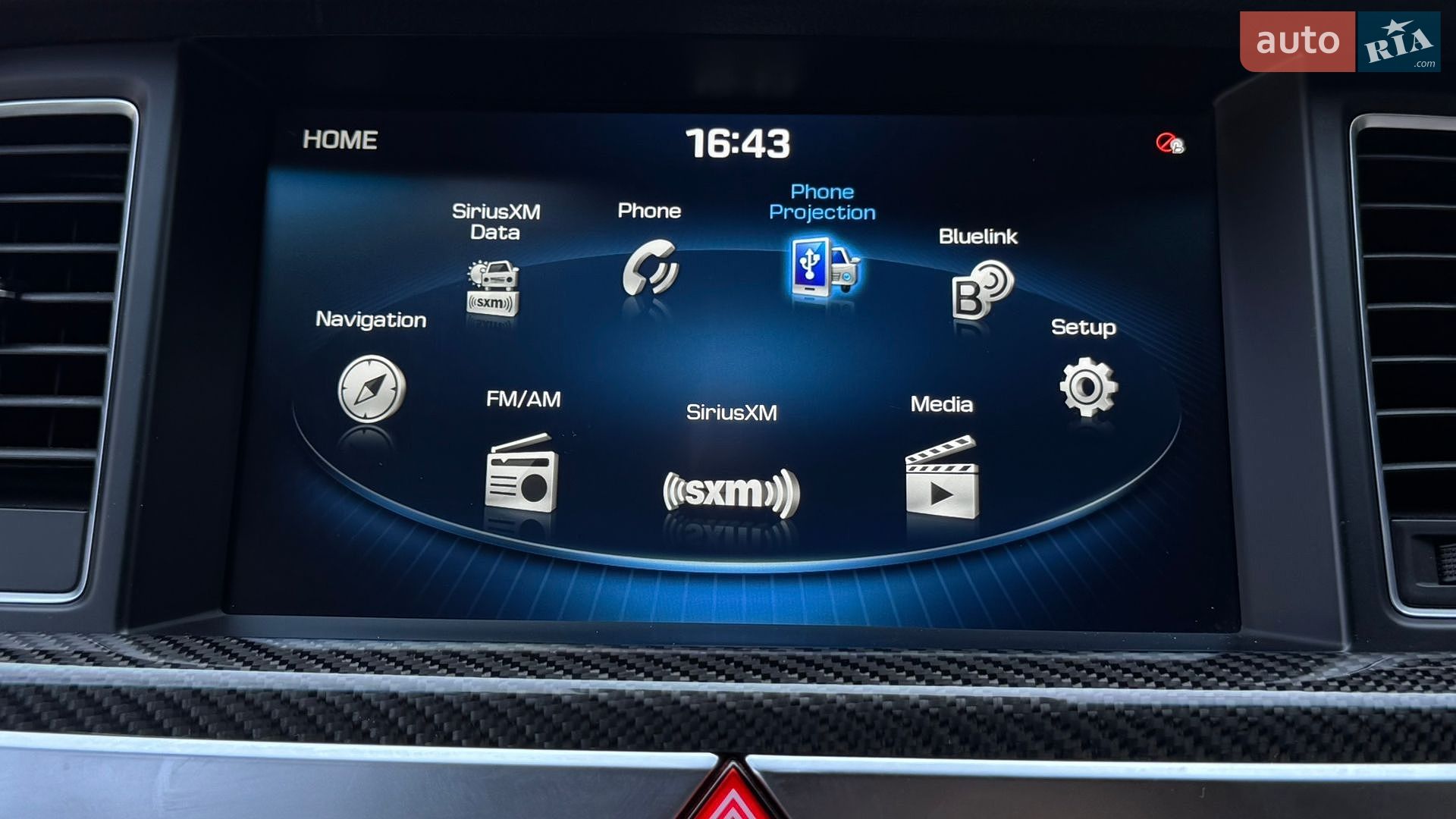 Genesis G80 2017 VIN KMHGN4JB4JU249544 фото оголошення 30 з 36