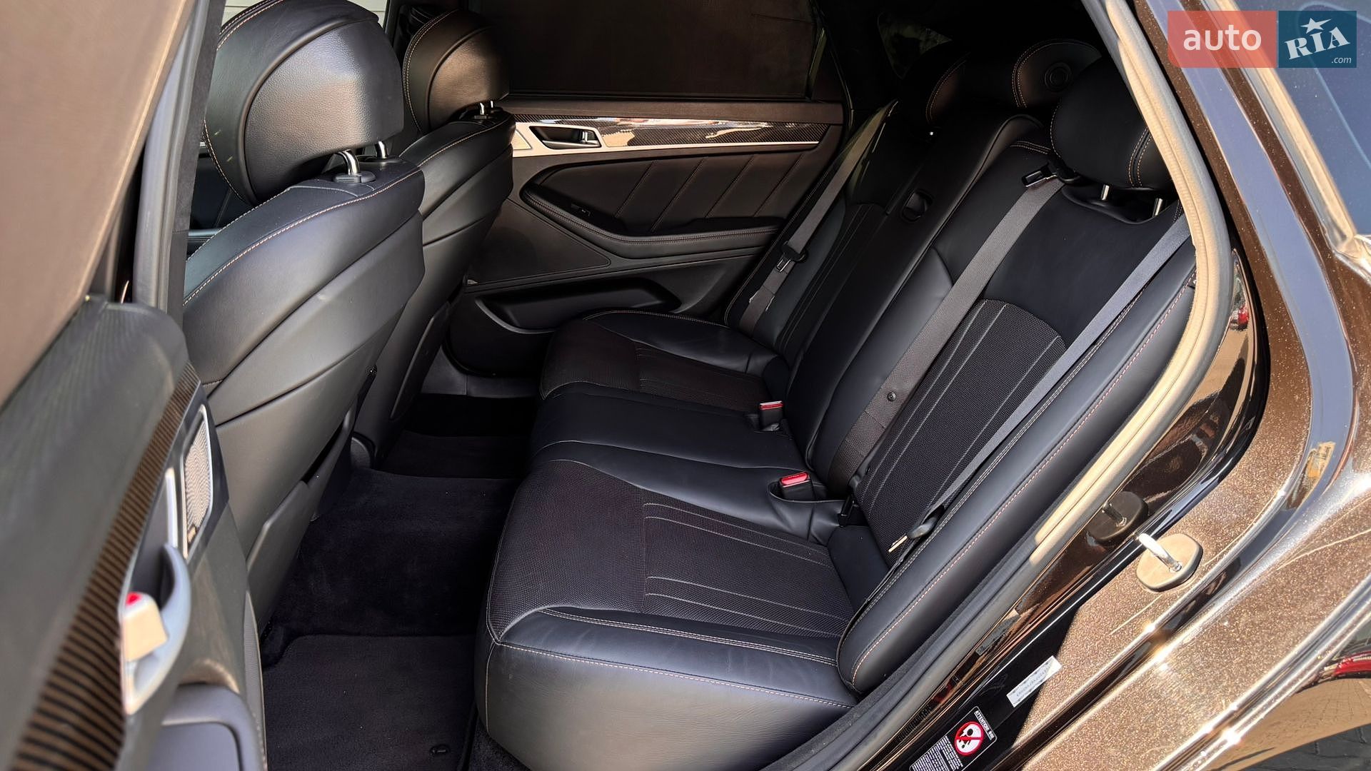 Genesis G80 2017 VIN KMHGN4JB4JU249544 фото оголошення 34 з 36