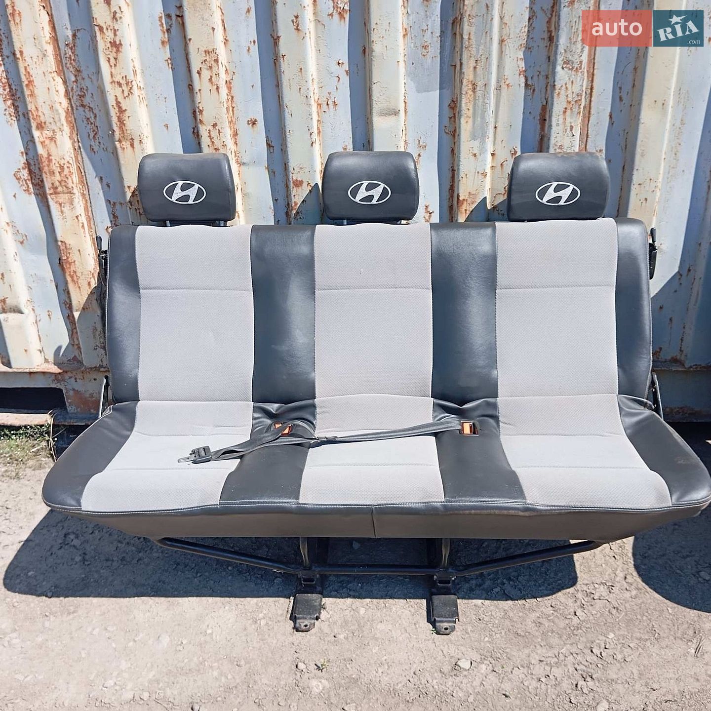 Hyundai H 200 2000 VIN KMJWVH7HPYU228757 фото оголошення 17 з 20