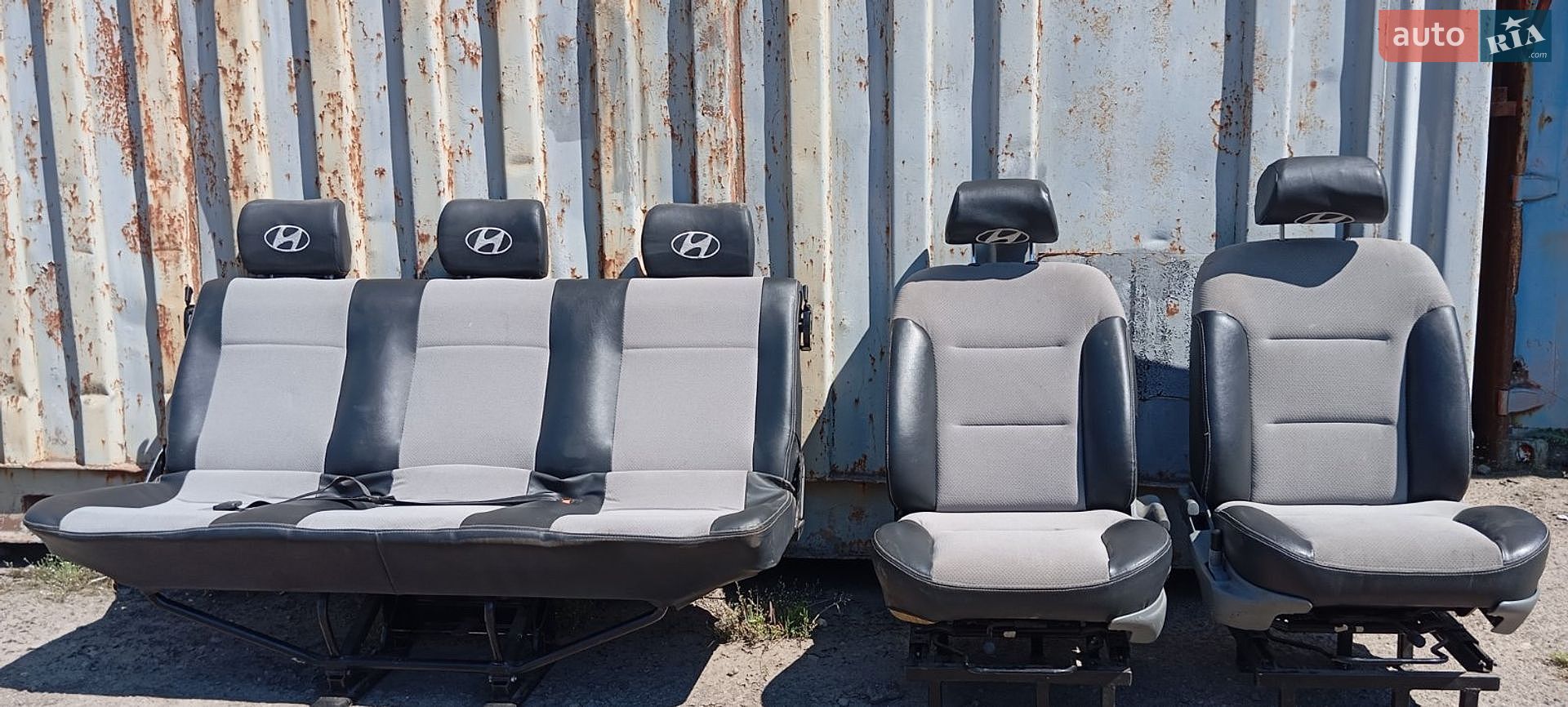 Hyundai H 200 2000 VIN KMJWVH7HPYU228757 фото оголошення 18 з 20
