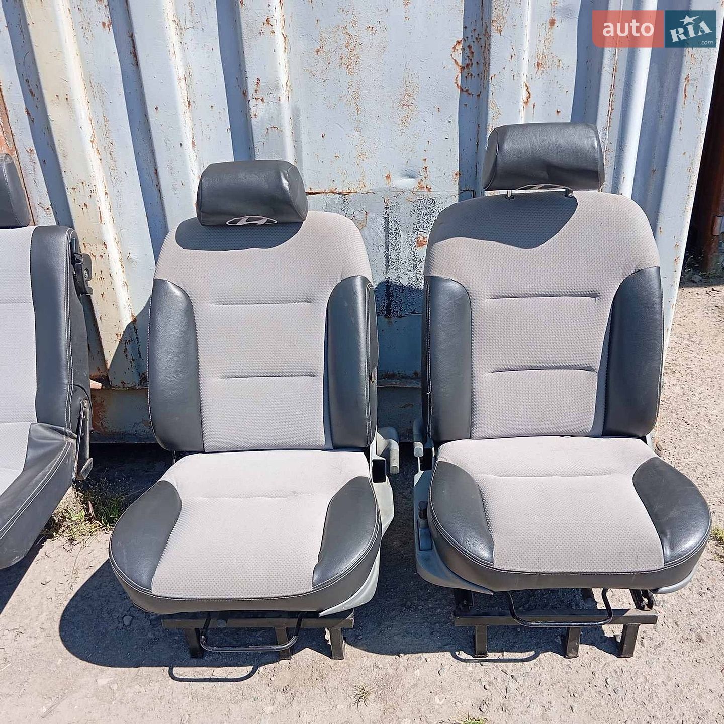 Hyundai H 200 2000 VIN KMJWVH7HPYU228757 фото оголошення 20 з 20