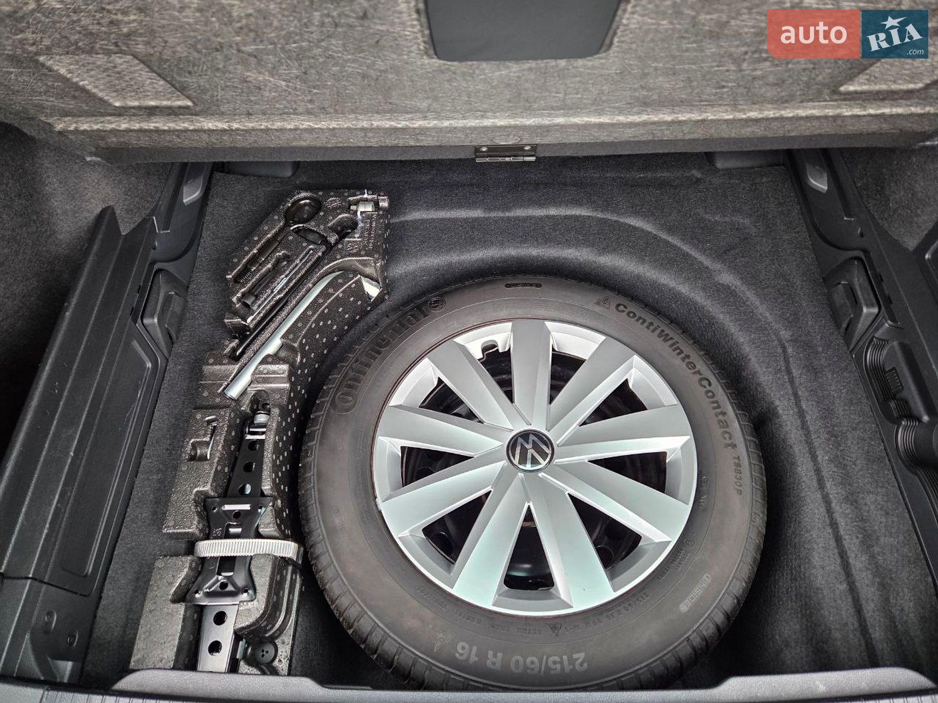 Volkswagen Passat 2023 VIN WVWZZZ3CZPE043704 фото оголошення 24 з 50