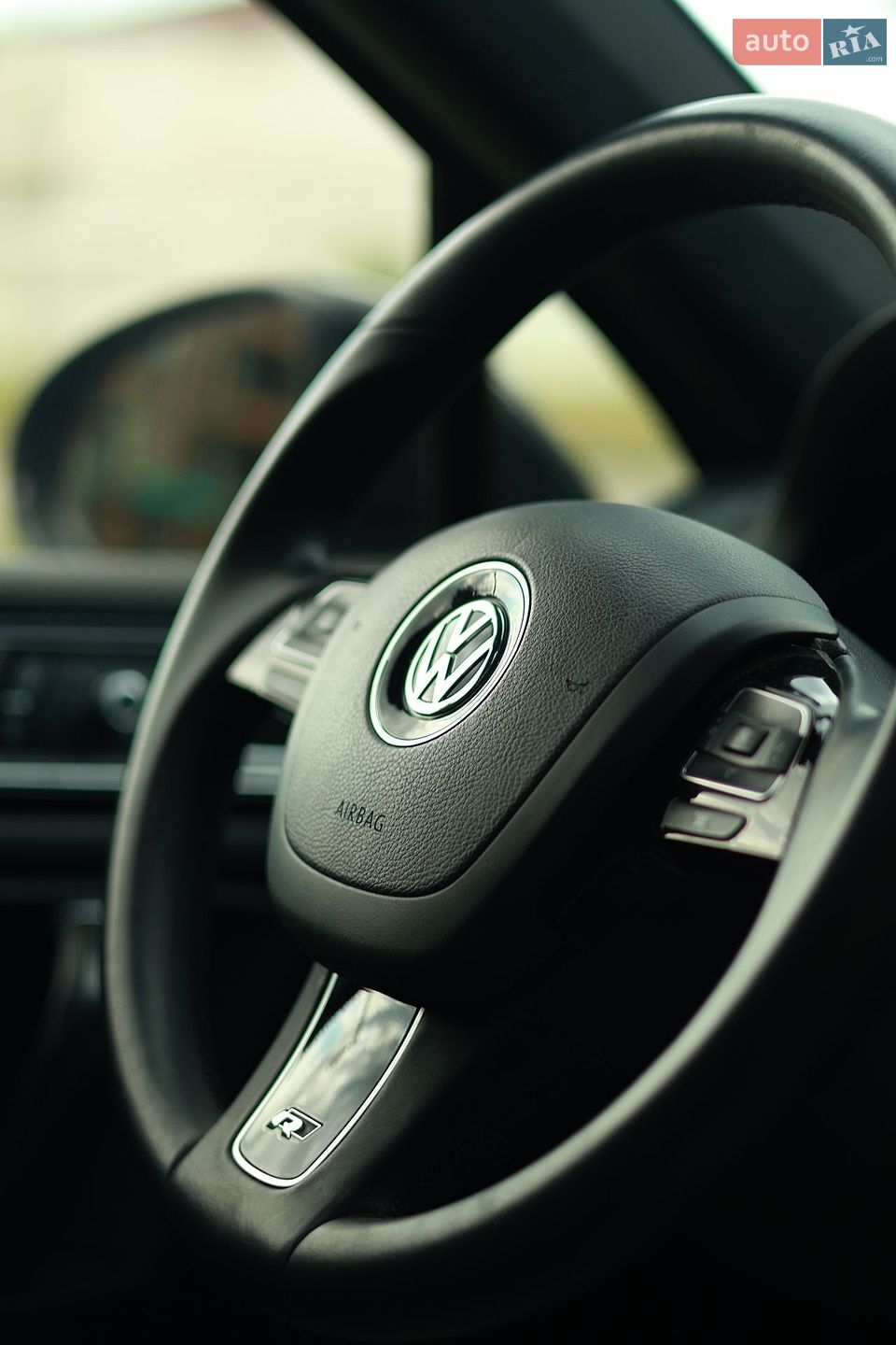 Volkswagen Touareg 2015 VIN WVGZZZ7PZFD016459 фото оголошення 14 з 28