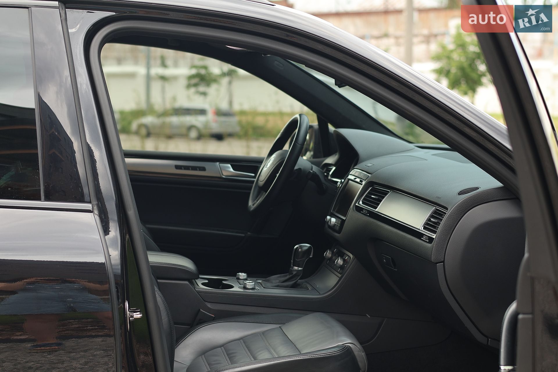 Volkswagen Touareg 2015 VIN WVGZZZ7PZFD016459 фото оголошення 17 з 28