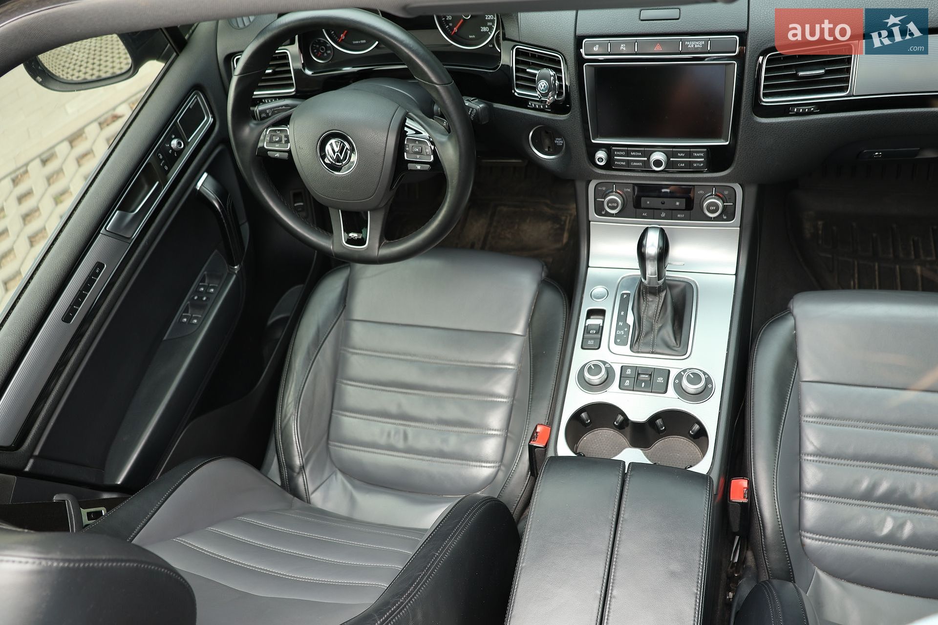 Volkswagen Touareg 2015 VIN WVGZZZ7PZFD016459 фото оголошення 22 з 28