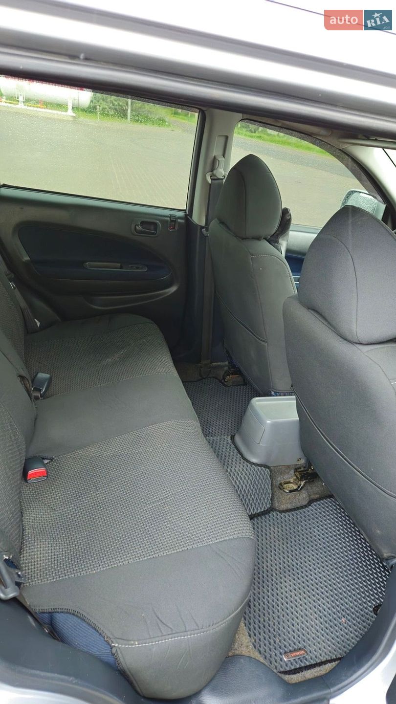 Honda HR-V 2000 VIN JHMGH4850YS214982 фото оголошення 2 з 13