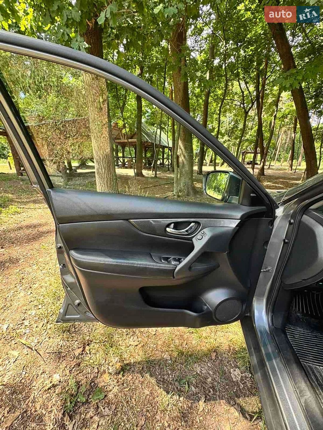 Nissan X-Trail 2015 VIN JN1TCAT32U0026622 фото оголошення 8 з 19