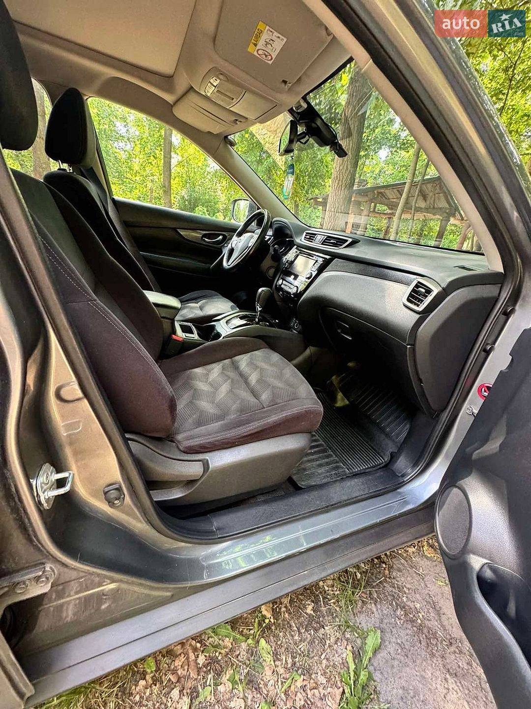 Nissan X-Trail 2015 VIN JN1TCAT32U0026622 фото оголошення 11 з 19