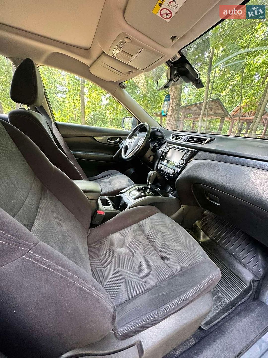 Nissan X-Trail 2015 VIN JN1TCAT32U0026622 фото оголошення 12 з 19