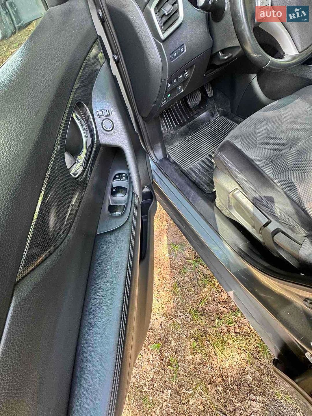 Nissan X-Trail 2015 VIN JN1TCAT32U0026622 фото оголошення 16 з 19