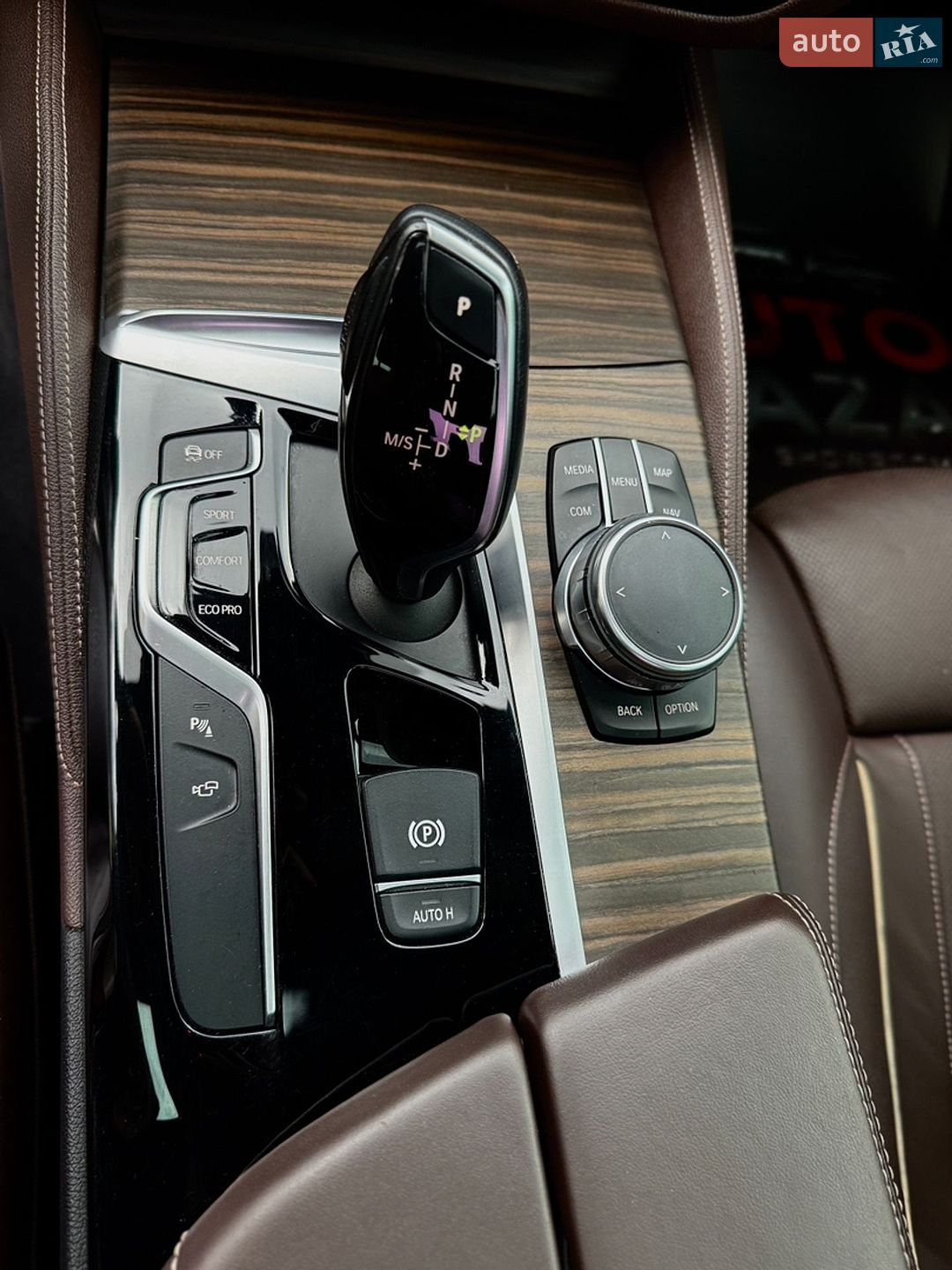 BMW 5 Series 2017 VIN WBAJC3105HG921870 фото оголошення 45 з 64