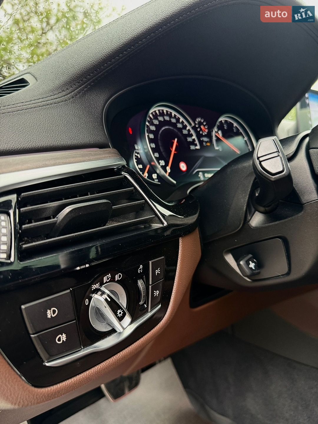 BMW 5 Series 2017 VIN WBAJC3105HG921870 фото оголошення 62 з 64