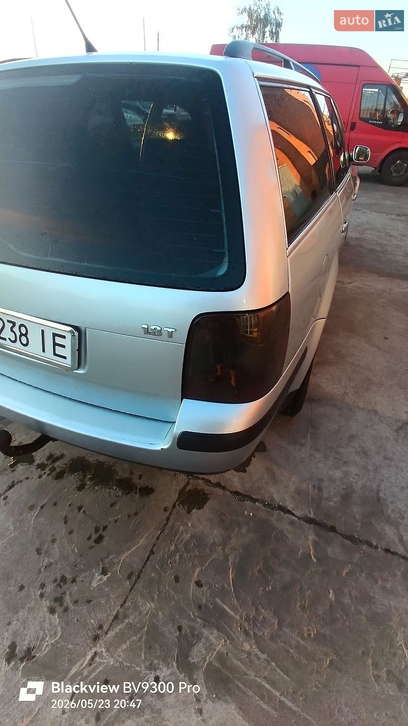 Volkswagen Passat 2001 VIN WVWZZZ3BZ2E198314 фото оголошення 8 з 18