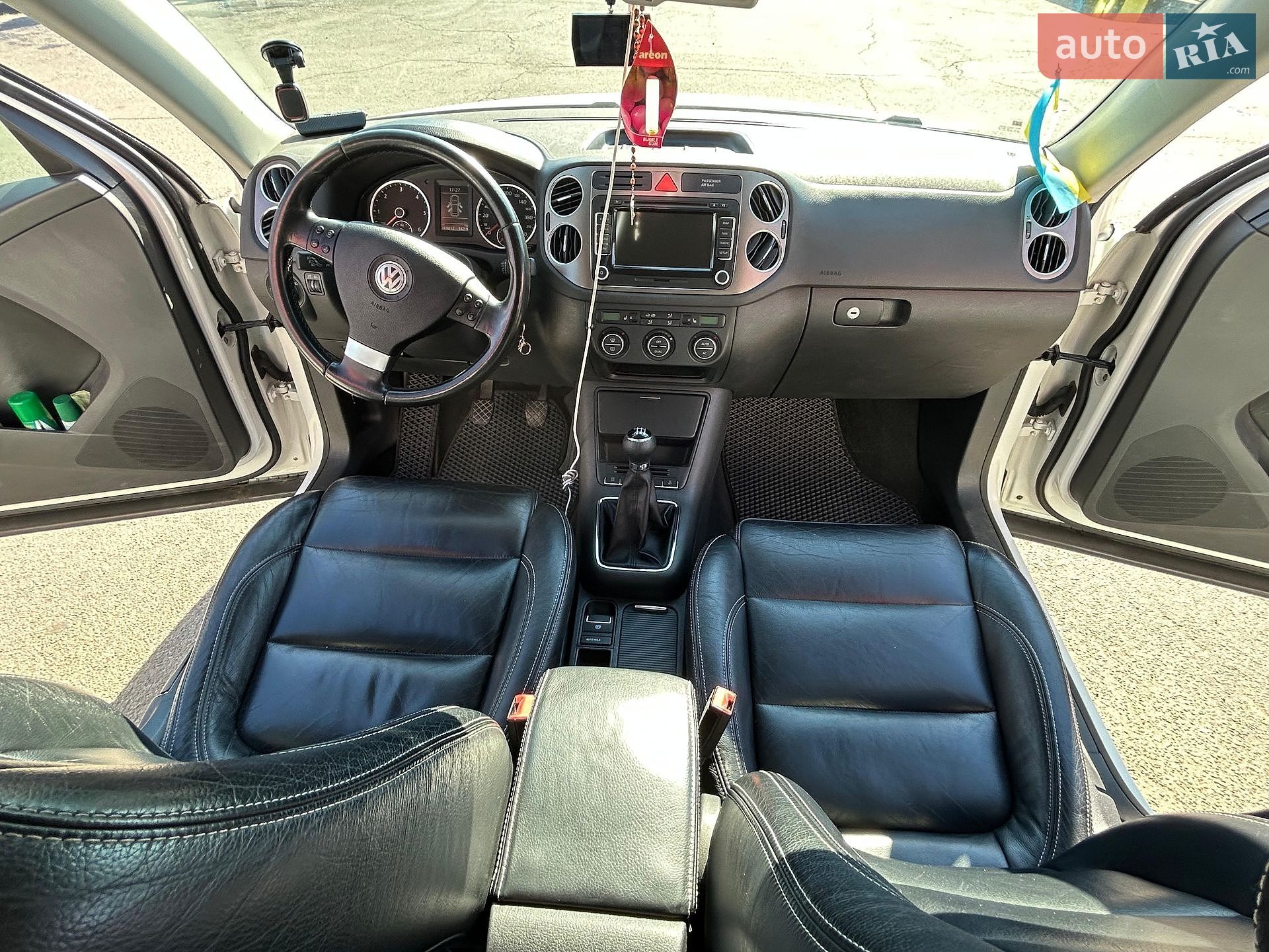 Volkswagen Tiguan 2009 VIN WVGZZZ5NZAW005750 фото оголошення 9 з 23