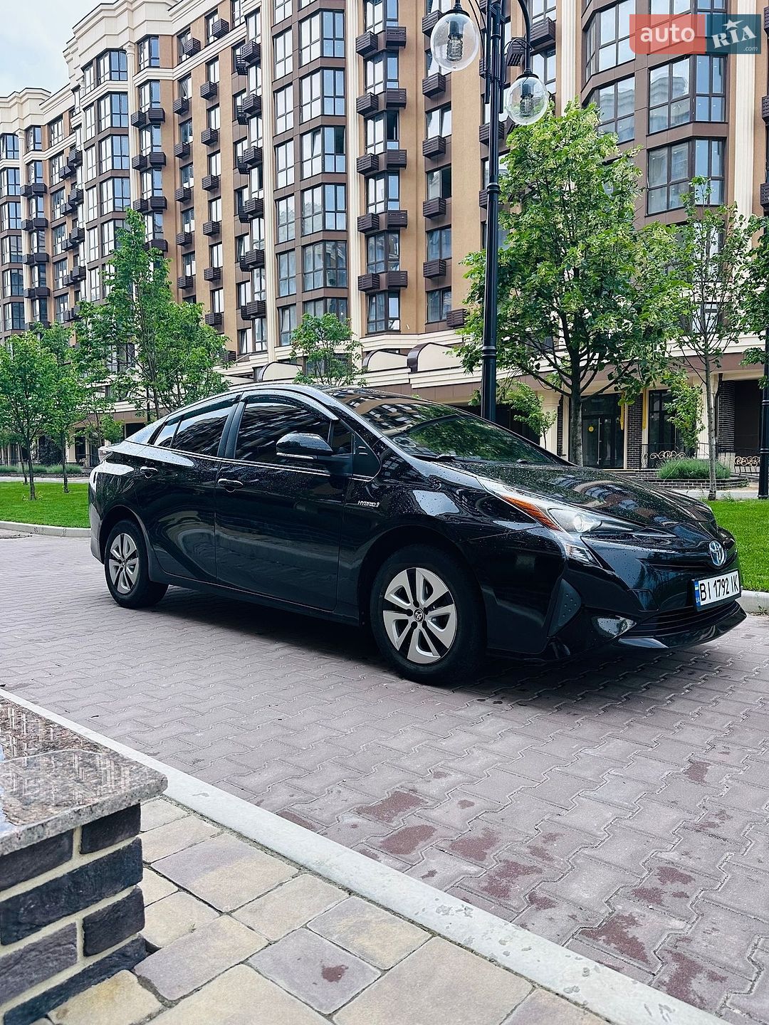 Toyota Prius 2016 VIN JTDKBRFU6G3003432 фото оголошення 8 з 24