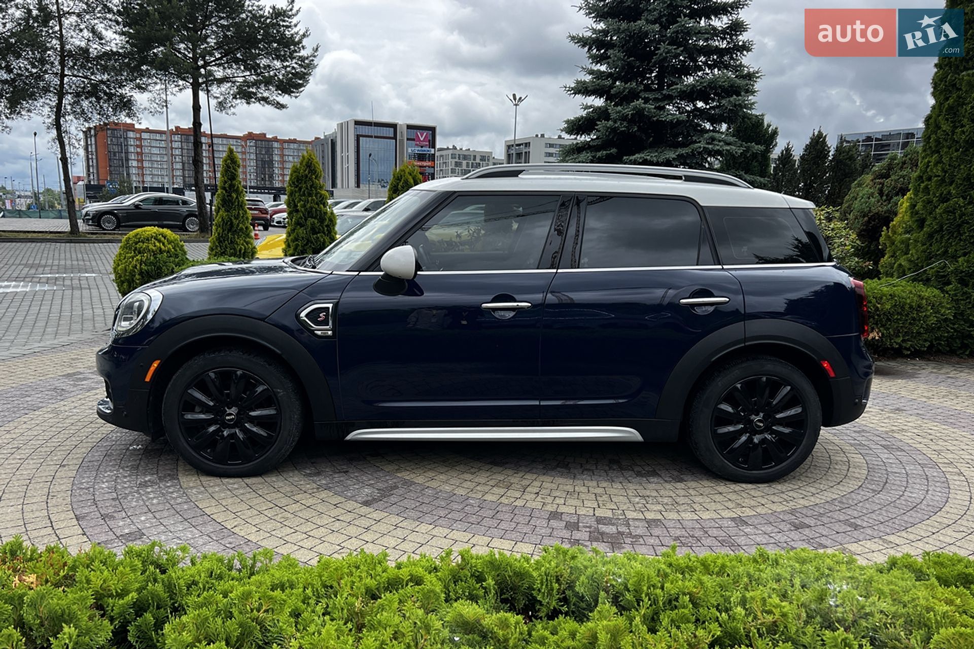 MINI Countryman 2018 VIN WMZYT3C32J3E93393 фото оголошення 4 з 27