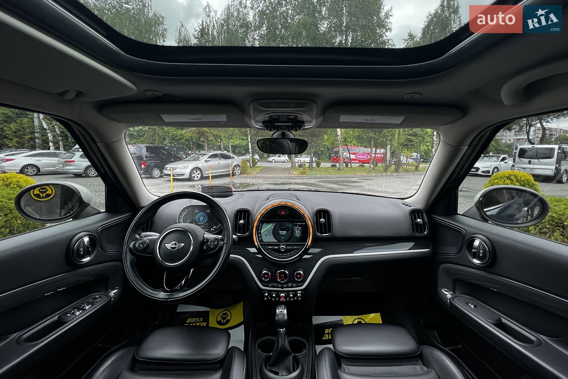 MINI Countryman 2018 VIN WMZYT3C32J3E93393 фото оголошення 11 з 27