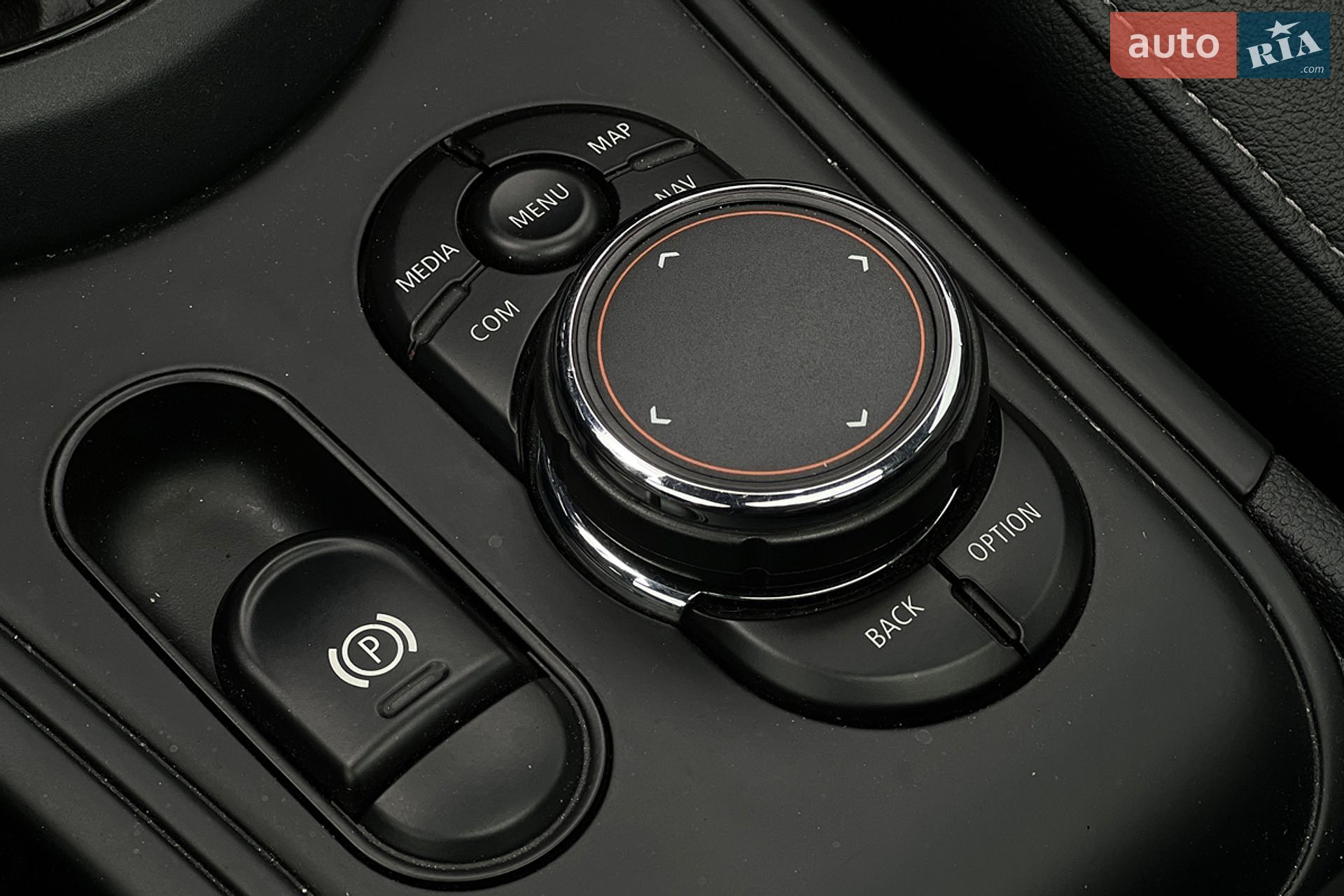 MINI Countryman 2018 VIN WMZYT3C32J3E93393 фото оголошення 21 з 27