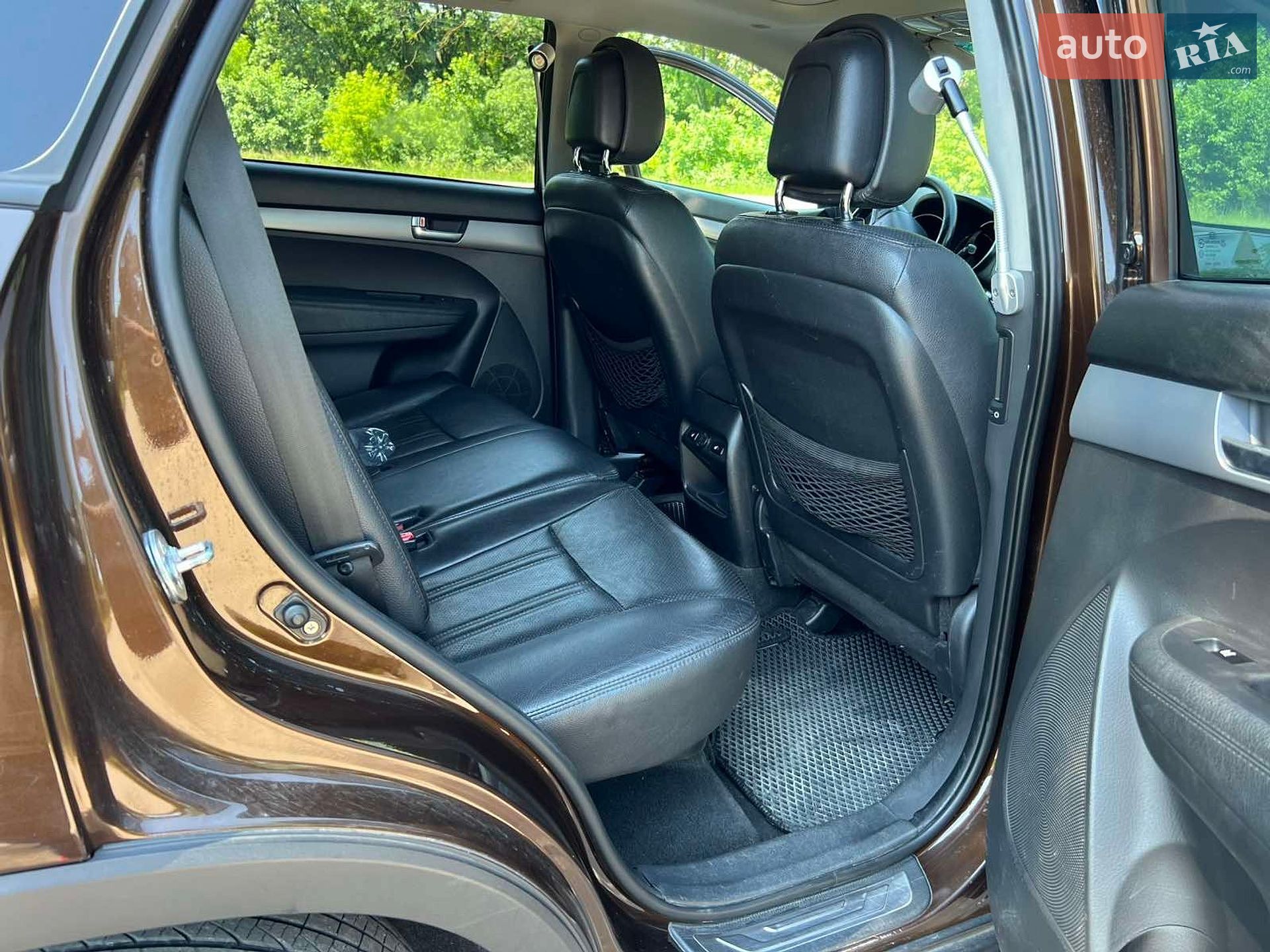 Kia Sorento 2013 VIN KNAKU814DD5359753 фото оголошення 8 з 15